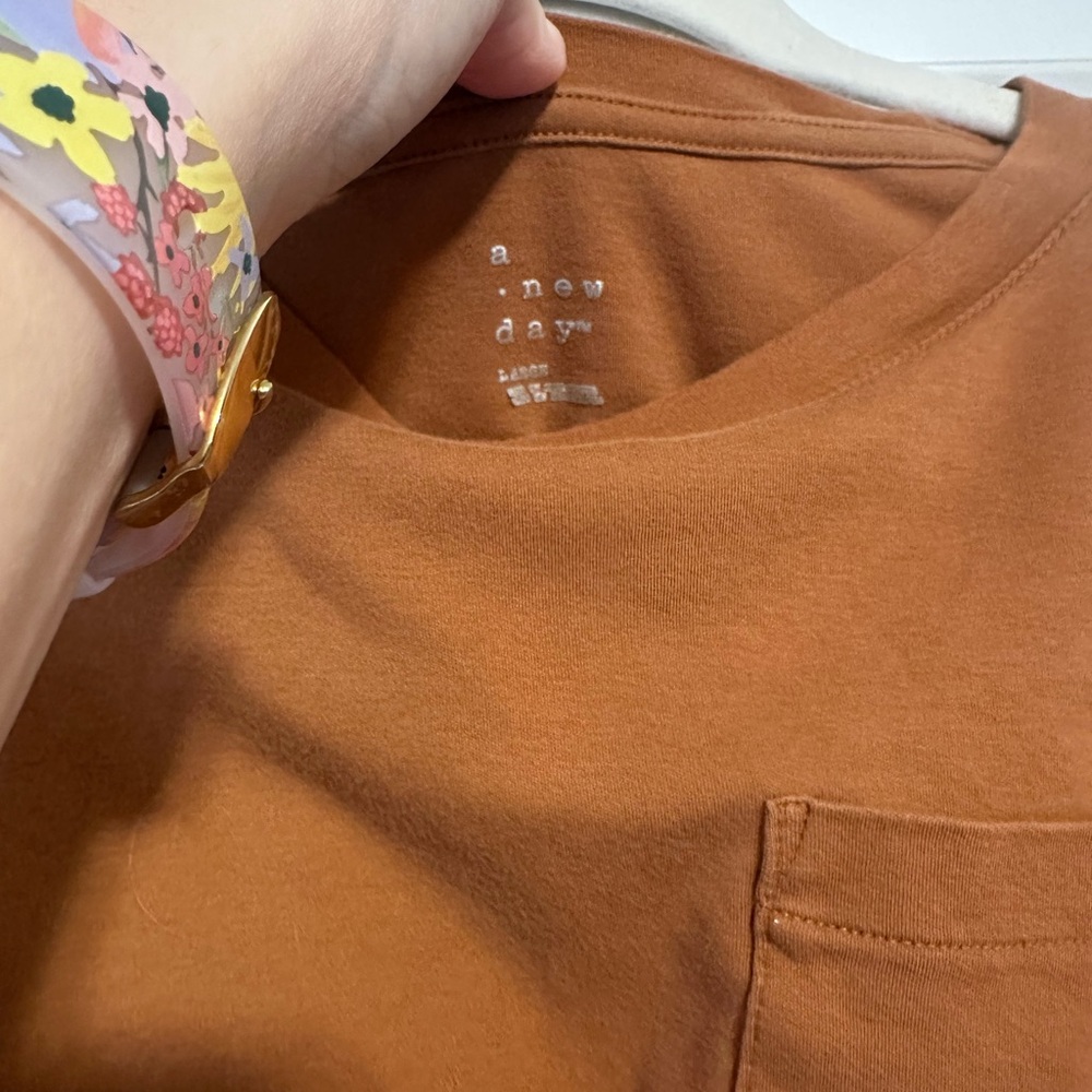 Cropped tshirt - Picture 2 of 2